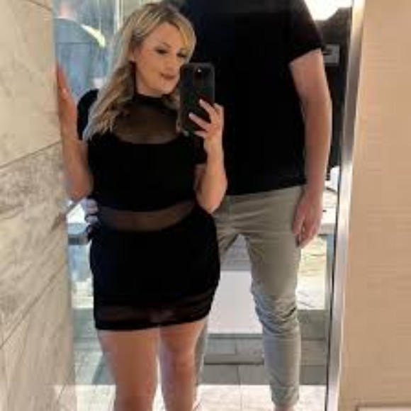 Meet your Posher, Zahra - Picture 1 of 1